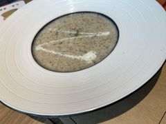 鲜菌蘑菇浓汤-乔泰勒JOETYLER西餐厅(曲江店)