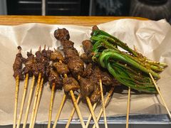 -粉八·云南米线·建水烧烤(常熟路店)
