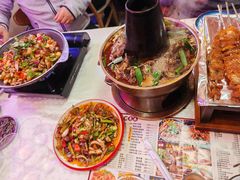 -海盗船. 龙虾烧烤. 酒馆