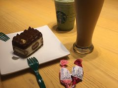 -星巴克臻选(成都环球乐天店)