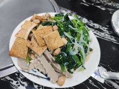 -赵氏牛肉罩火烧