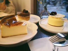 椰子菠萝慕斯-Ten Olives甜点