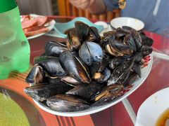 -崴海渔村(虹梅路店)