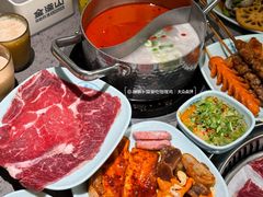 -金滏山·烤肉海鲜火锅自助(襄阳万达店)