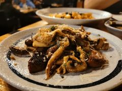 炒蘑菇-SMOKI & CO(五大道店)