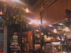-Show Neua Thai Street Food