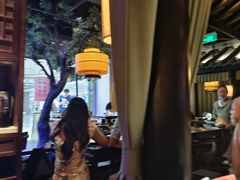 -绿茶餐厅(光谷世界城步行街店)