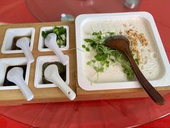 -相聚青山餐厅(阎河路店)