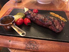 果木烤安格斯谷饲牛排-MR.ROCKY洛奇先生RESTAURANT&BAR(宝安壹方城店)