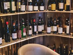 -wineapp葡萄酒餐吧(外滩金融中心店)