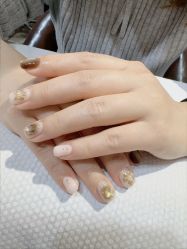 -桃色美甲沙龙