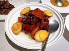 元宝目鱼红烧肉-屋里厢上海菜馆