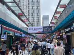 -万达广场(南昌红谷滩店)