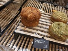 纳蕾黄油土司-可莎蜜儿(西溪欢乐城店)