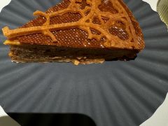 国王饼切片-潮一不贰·法式甜品·生日蛋糕·西式简餐(外滩店)
