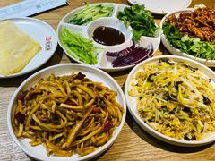 杏鲍菇炒肉-榆林镇筋饼(知春路店)
