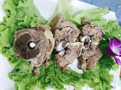 手抓羊脖-老毛手抓·盐池滩羊非遗手抓(宁夏总店)