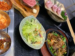 -臻牛烤肉
