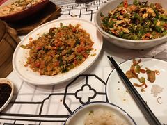 -客家大院·非遗赣南客家菜(郁孤台店)