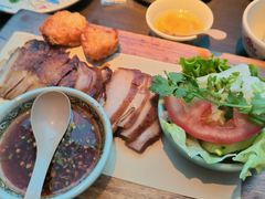 -大头虾越式风味餐厅(光明广场店)