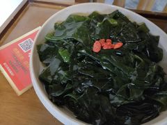 -茅草房·河畔园林火锅