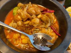黑松露牛肝菌焖牛蛙-云海肴云南菜(浦江欢乐颂店)