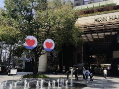 -瑞虹新天地月亮湾