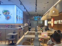 -桂在香知桂林米粉(红博中央公园店)