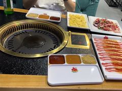 -牛鲜盛齐齐哈尔烤肉(曹路店)