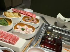 -海底捞火锅鲜切牛肉主题店(长寿路店)