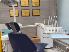 -上海仁爱医院口腔科 · 种植