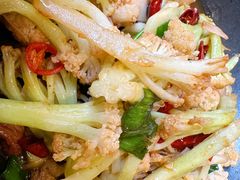 有机菜花炒肉-湘约爨厨(太白立交店)