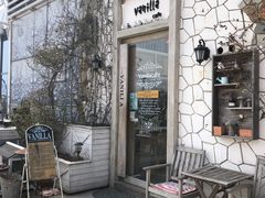 门面-Vanilla Specialty Coffee(八大关店)