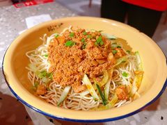 -鹤江桥·红油牛肉粉(SKP店)