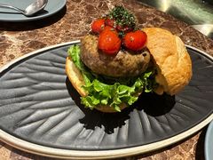 芝心牛肉汉堡-Let'sBURGERplus·非常创意汉堡(三里屯店)