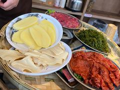 -王婆乔鲜鱼自助火锅(蜀汉路店)