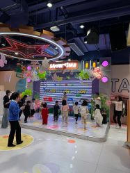 -LuckyStar幸运星家庭娱乐中心(东莞国贸店)