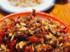 辣子鸡-柴窝堡22号辣子鸡·传承新疆菜