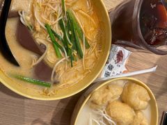 -谭仔米线(皇庭广场店)