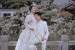 -至臻微拉婚纱摄影