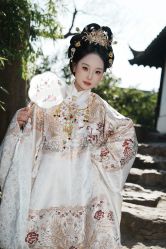 -一揽芳华汉服旗袍体验馆(拙政园店)