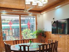 -芦茨金富饭庄·25年老字号·专做稻草鸡