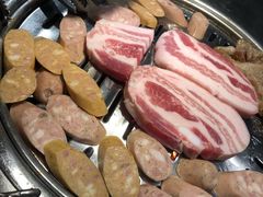 -韩聚屋韩国烤肉餐厅(新北万达店)