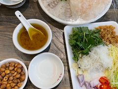 -官塘陈记鱼生·潮汕砂锅粥·牛肉火锅(潮枫路总店)