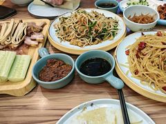 -合合春饼·酱骨·东北菜(潘家园店)