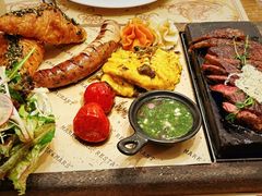-Mark&Mars Restaurant