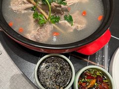 -小广寒电影艺术餐厅(小广寒经三路店)