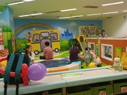 -孩子王童乐园(洛阳万达店)