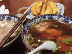 -老新隆牛肉锅贴(新街口店)