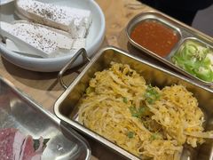 -青瓦餐厅·生鱼片·韩园烤肉(西塔店)